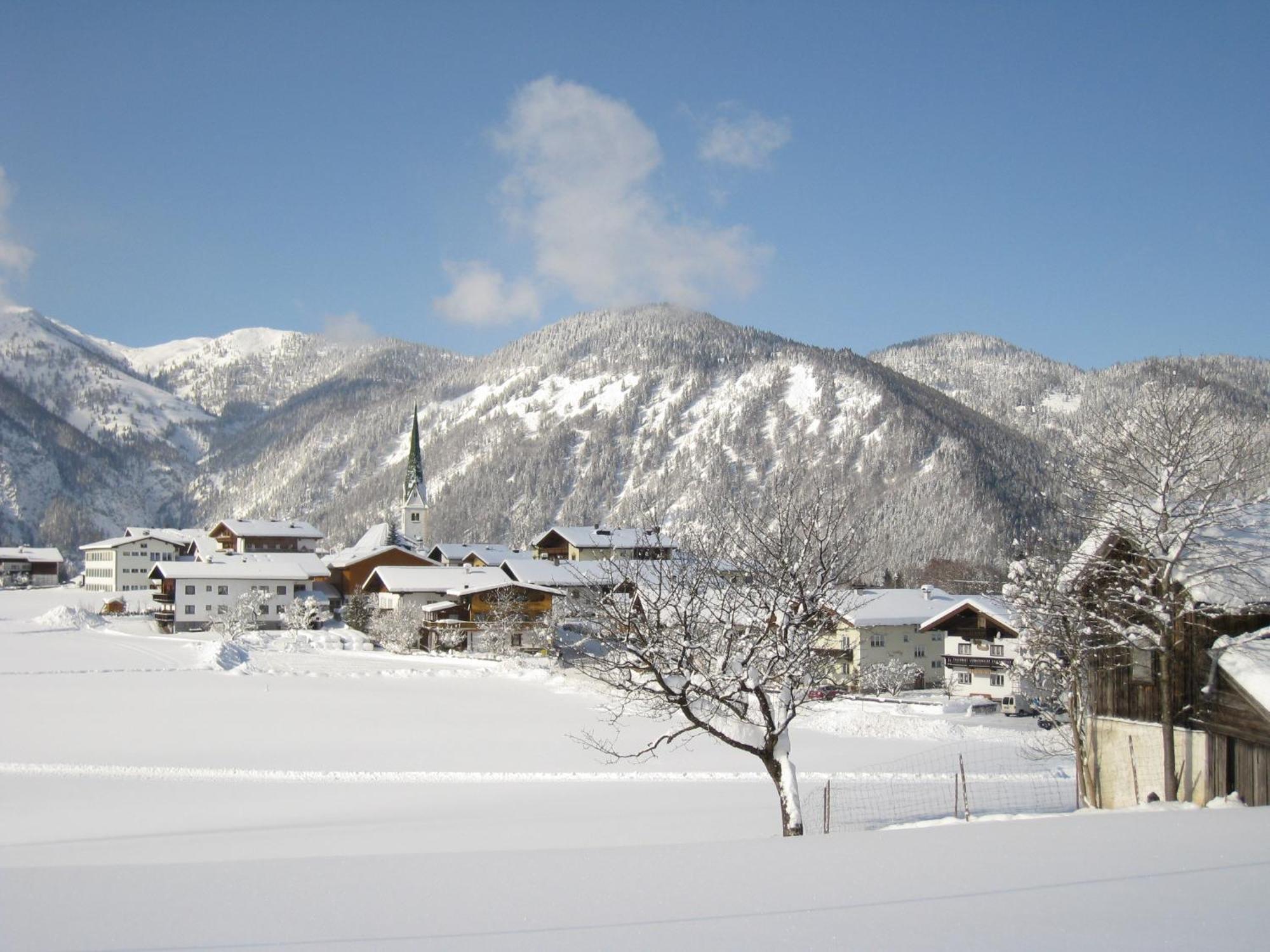 Hotel Neuwirt Brandenberg Екстер'єр фото