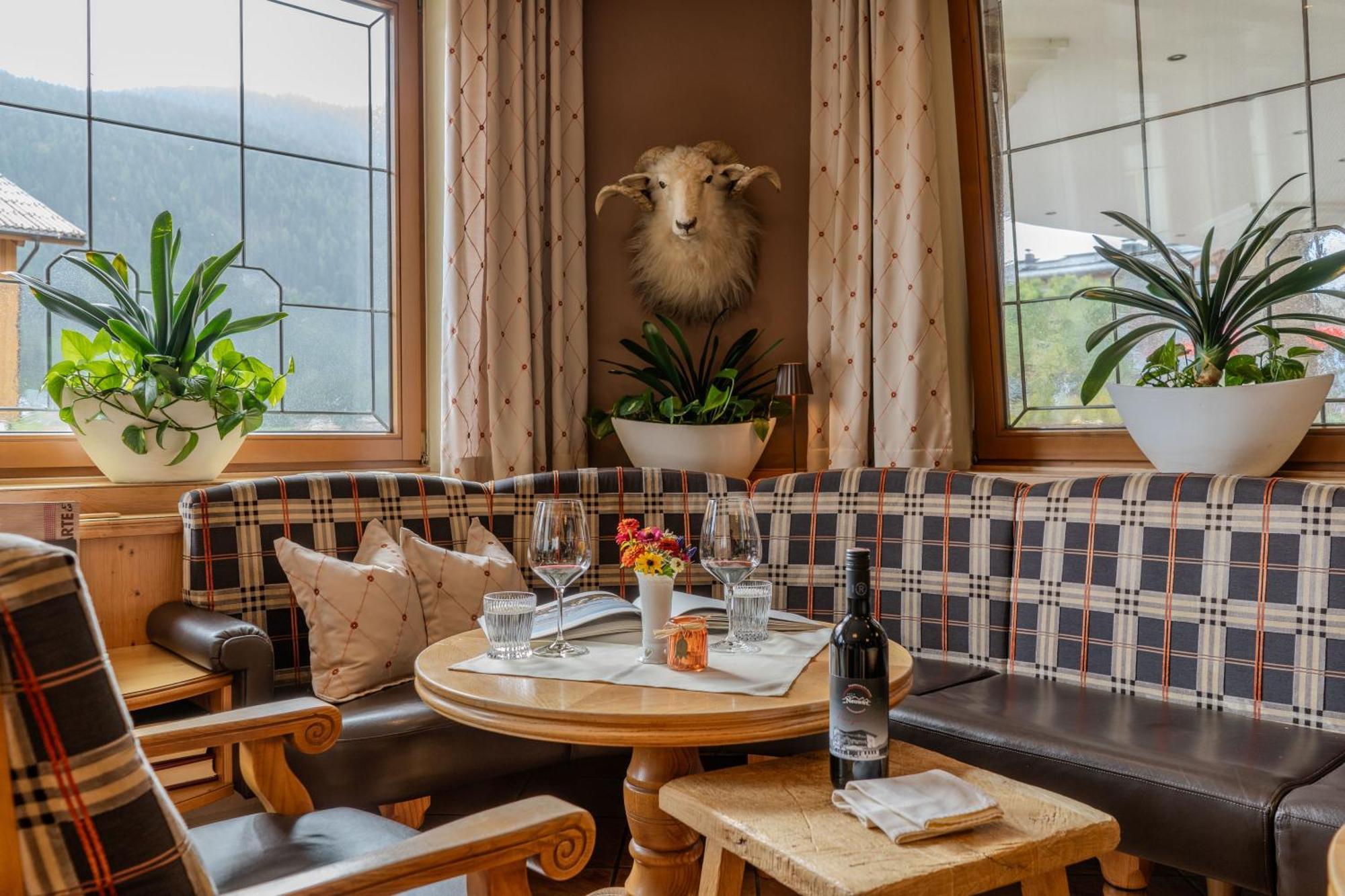 Hotel Neuwirt Brandenberg Екстер'єр фото